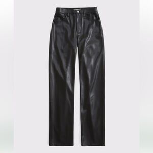 TALL NWT Curve Love High Rise 90s Relaxed Vegan Leather Pant
